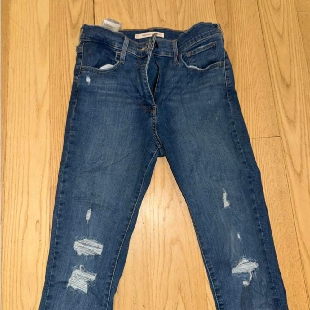 Levi's Dark Blue Distressed Skinny Jeans